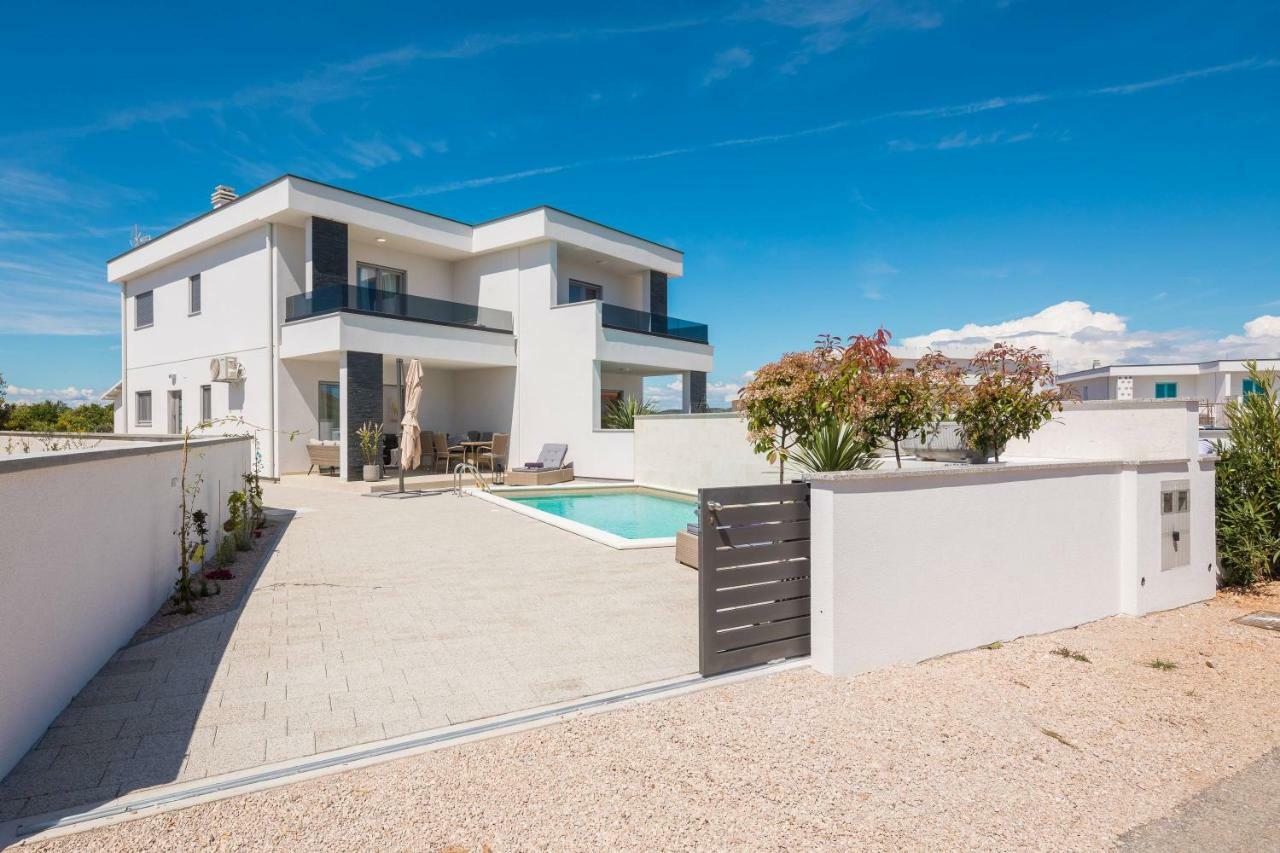 Holiday Home Ventum Sibenik Luaran gambar